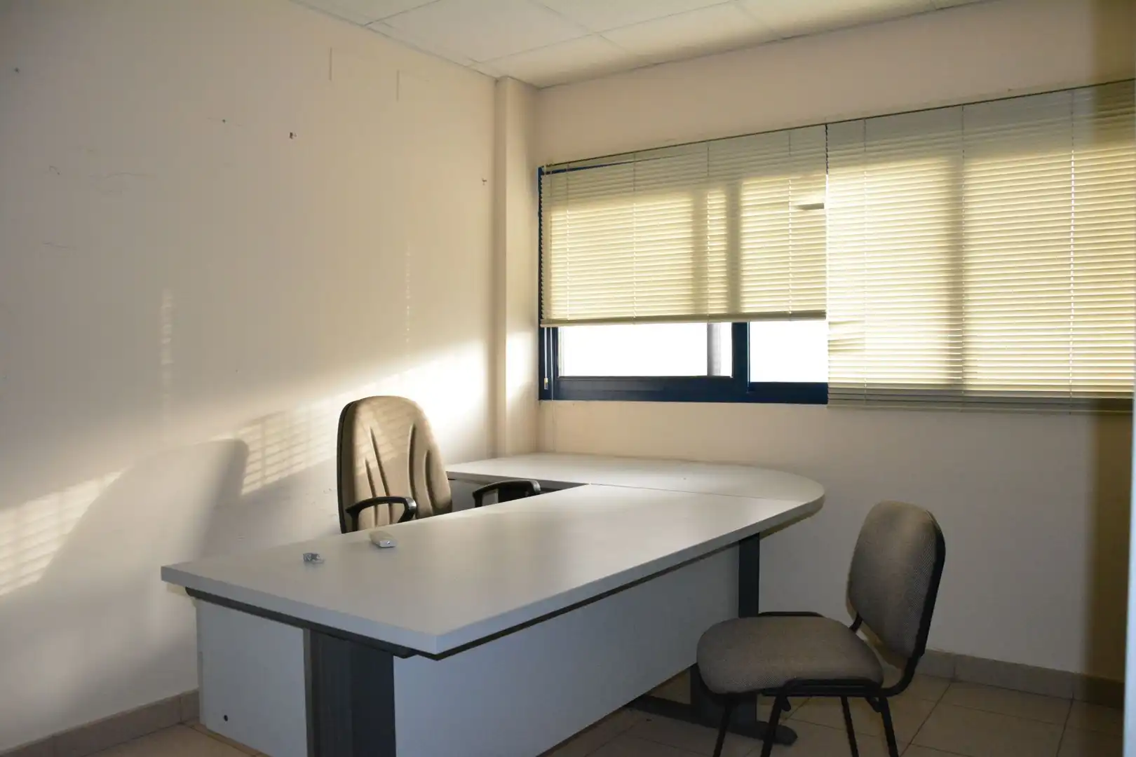 Business premises for sale in Profesor Tierno Galván, imagen 14