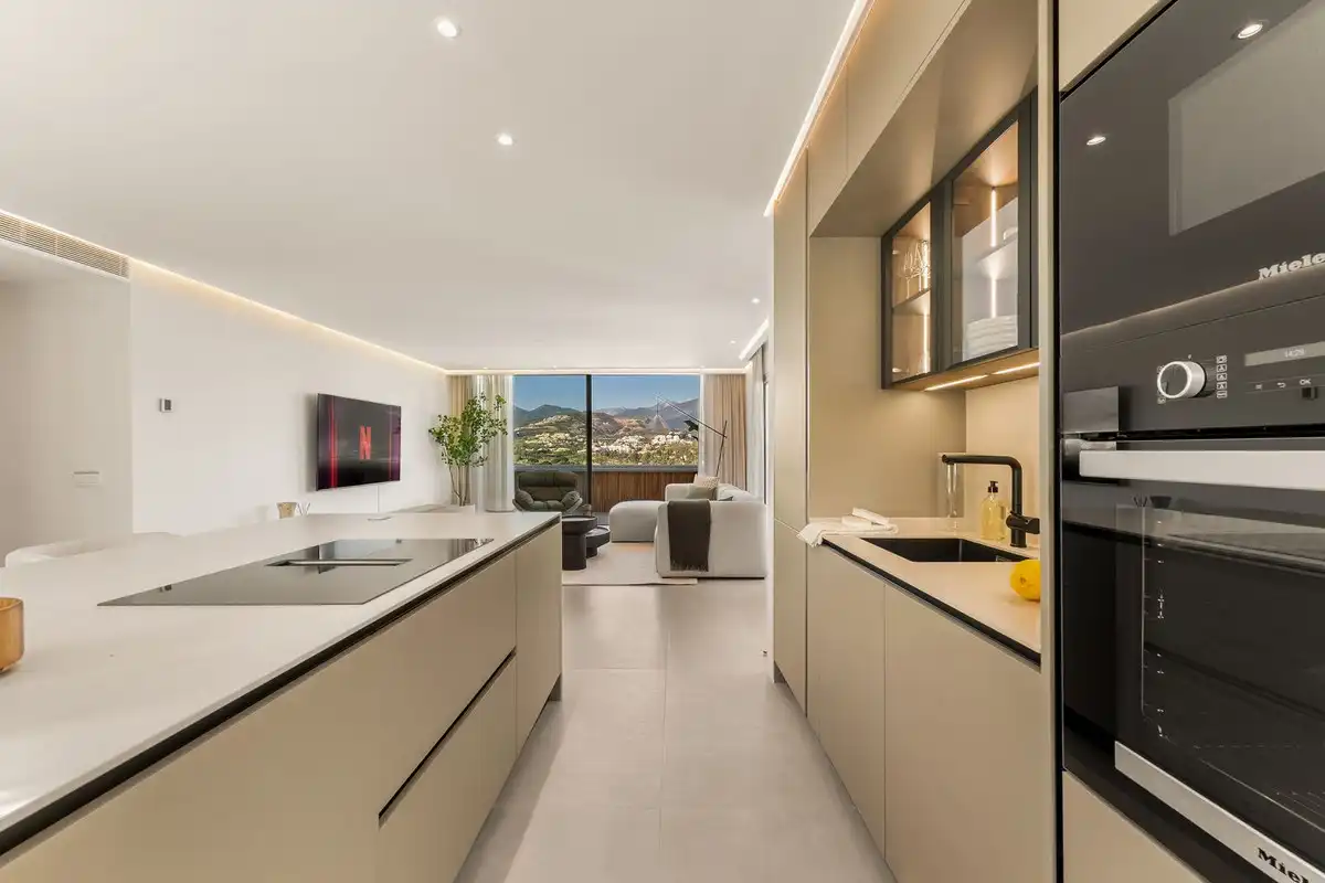 Ático con ascensor en venta en Nueva Andalucía, imagen 5