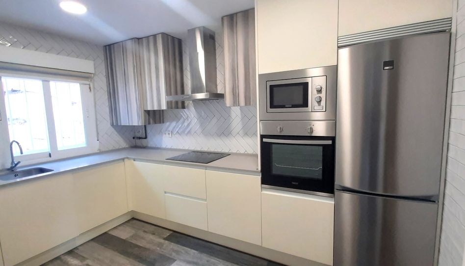 Apartamento de alquiler en Avenida Europa - Imagen 2