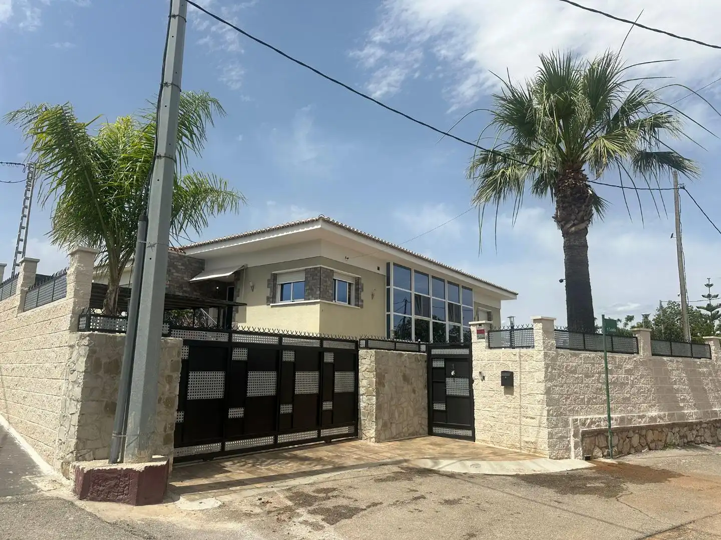 Houses for sale in Centre, Casc Urbà