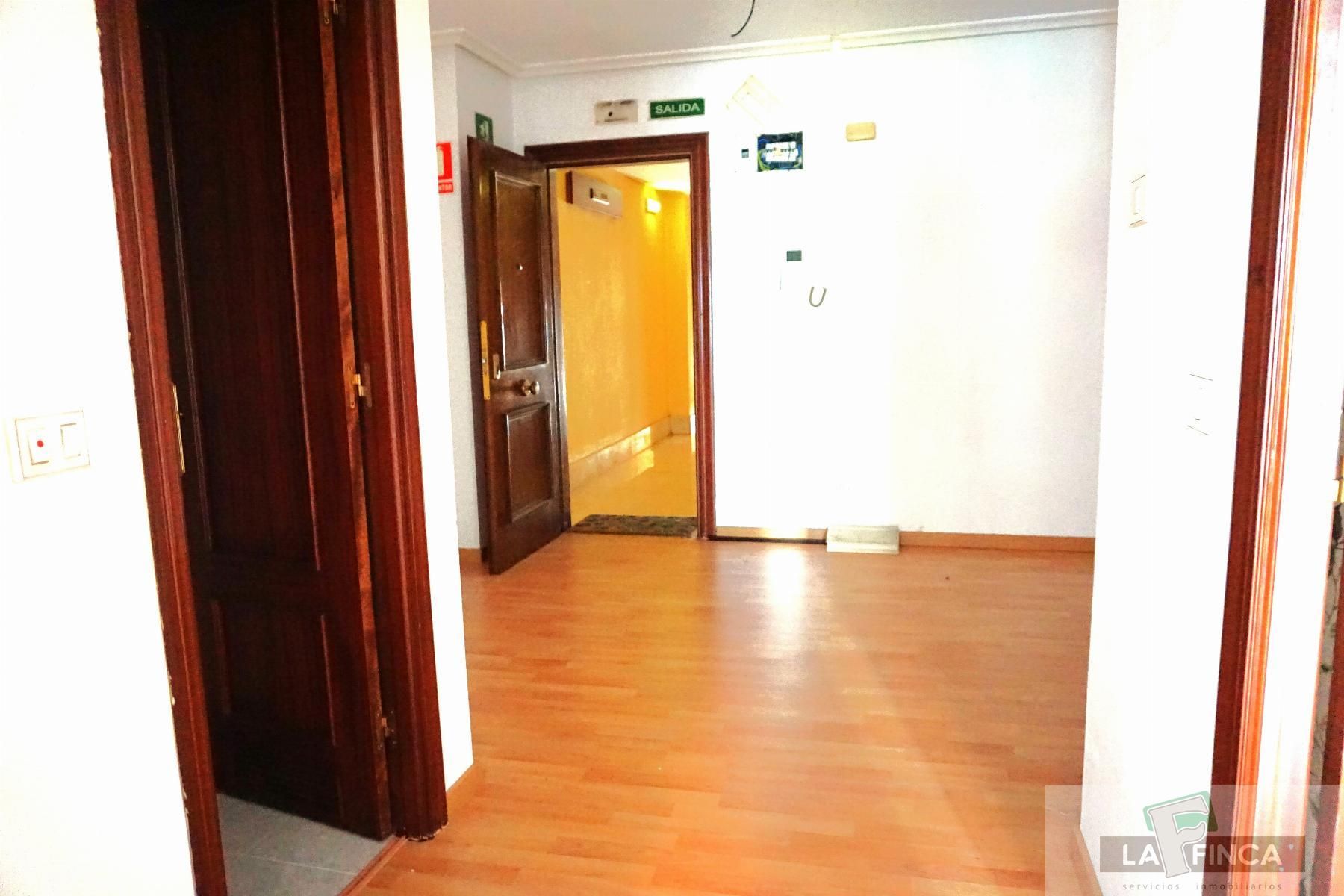 Office for sale in Milán - Pumarín