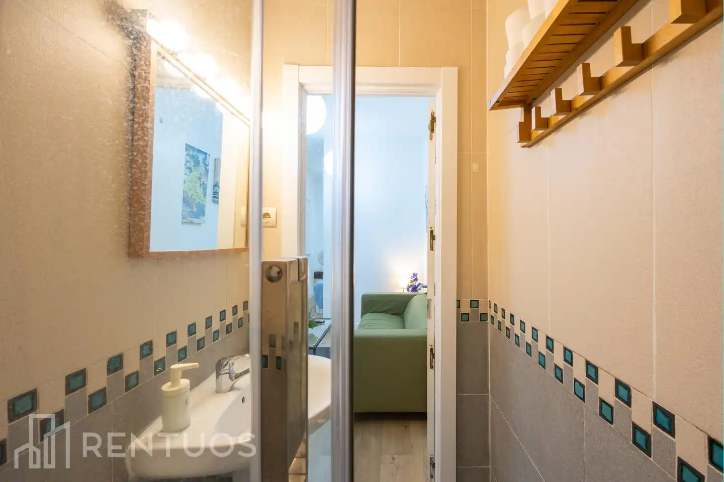 Bathroom of Study for rent in Madrid  with Furnished