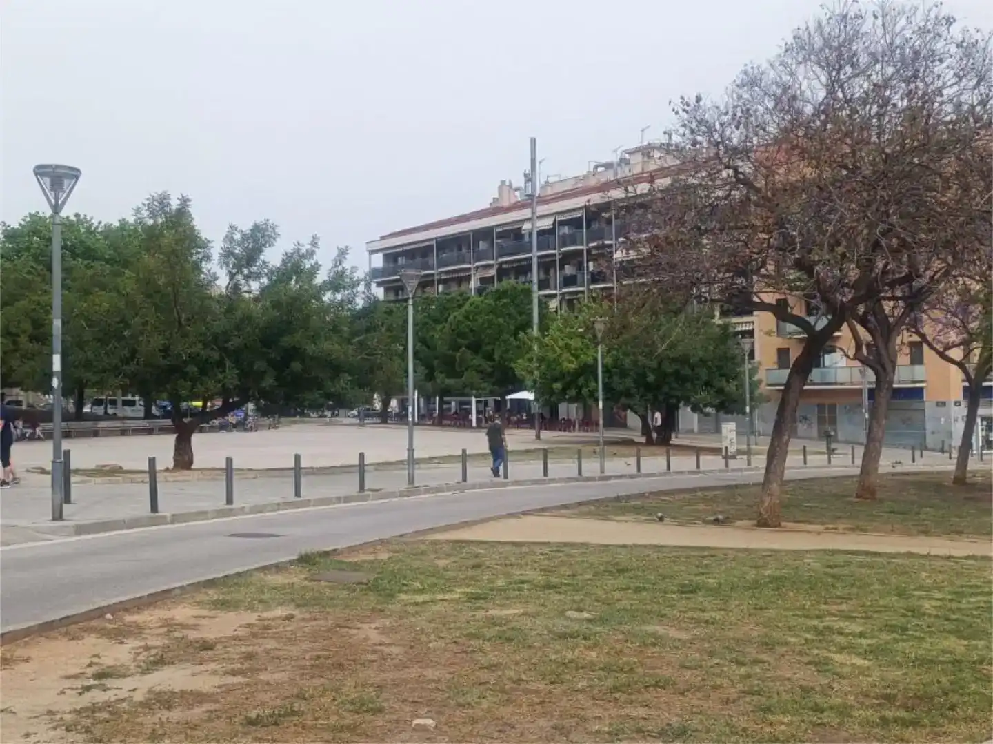 Außenansicht von Geschaftsraum zur Miete in Santa Coloma de Gramenet