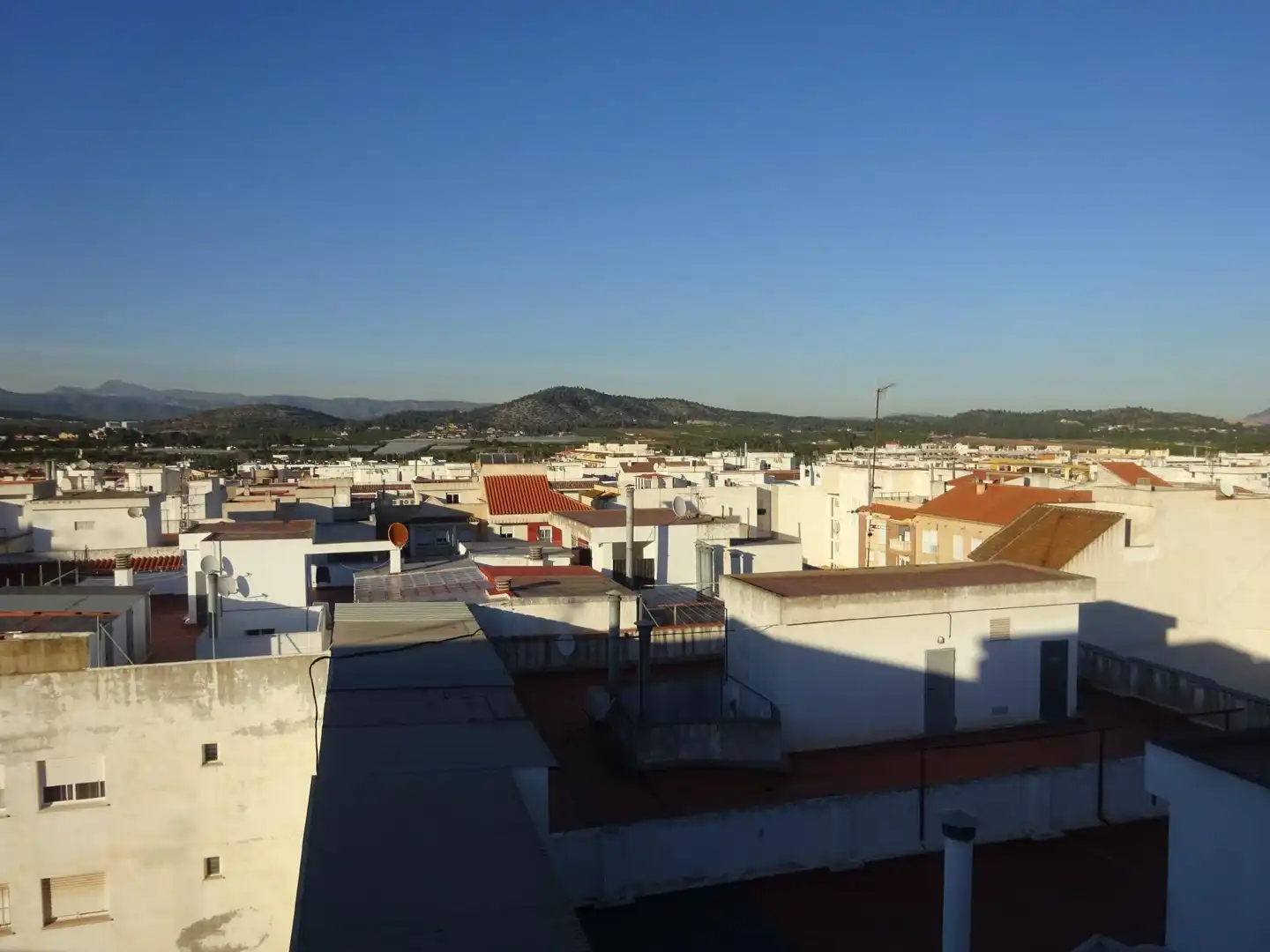 Vista exterior de Àtic en venda en Onda amb Terrassa, Moblat i Balcó