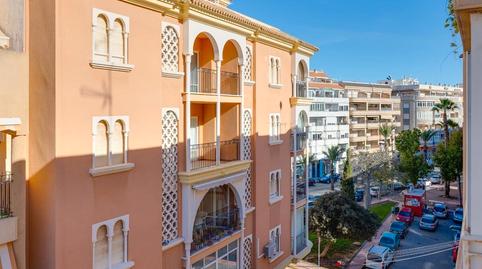 Foto 4 de Àtic en venda a Calle Vicente Blasco Ibáñez, Las Piscinas Naturales, Alicante