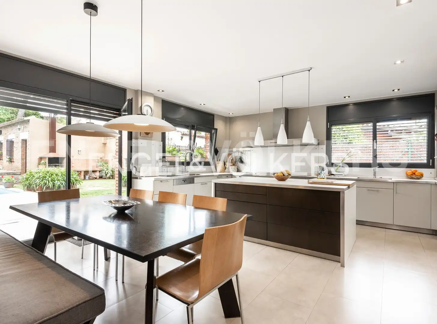 Kitchen of Houses for sale in Sant Cugat del Vallès  with Air Conditioner, Heating and Private garden