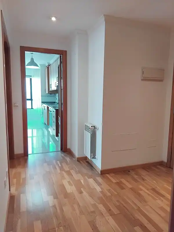 Piso en venta en A Coruña Capital  con Calefacción, Parquet y Trastero