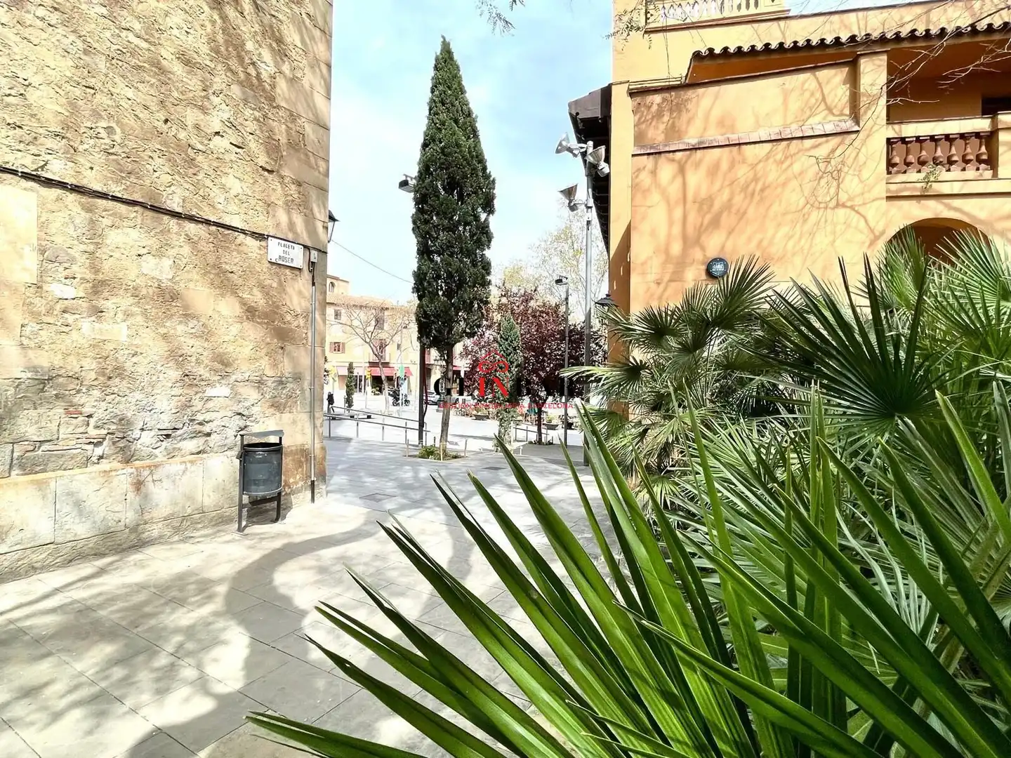 Vista exterior de Planta baja en venta en Barcelona con Trastero y Alarma