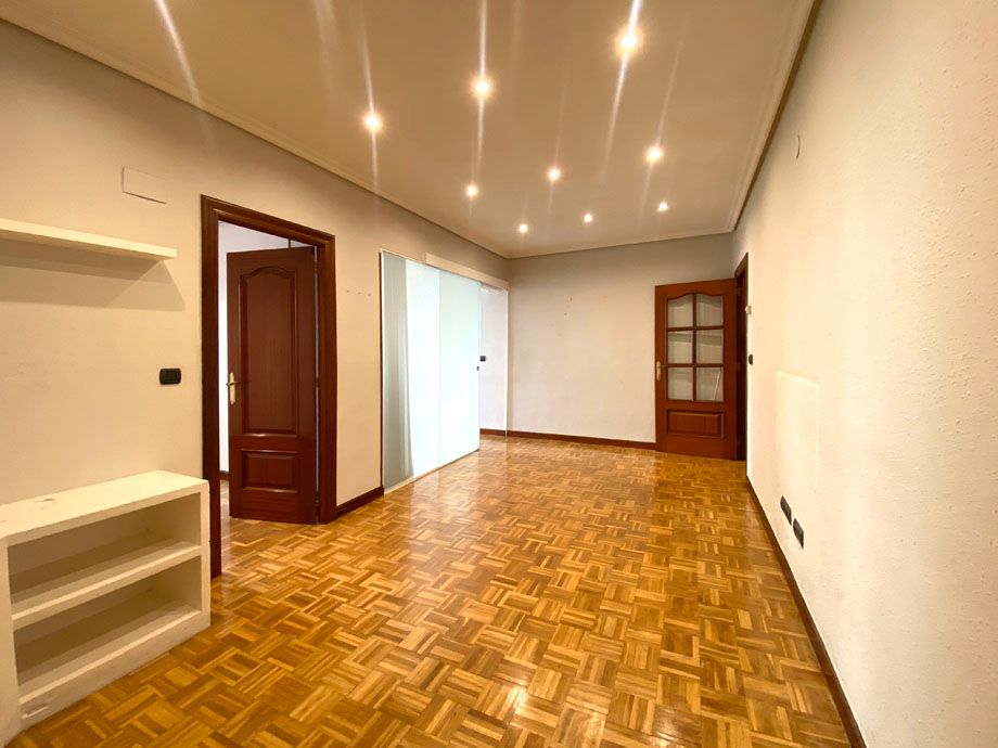 Living room of Flat for sale in Vitoria - Gasteiz  with Heating, Parquet flooring and Terrace