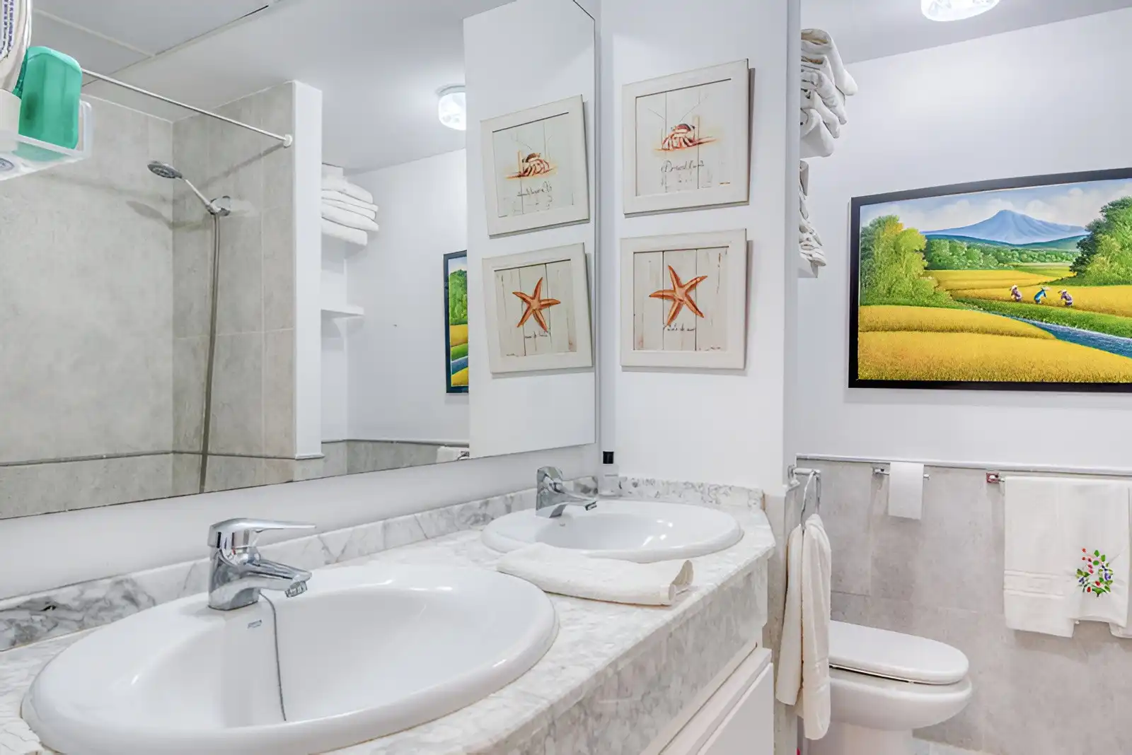 Bathroom of Attic for sale in Manilva  with Air Conditioner, Terrace and Swimming Pool
