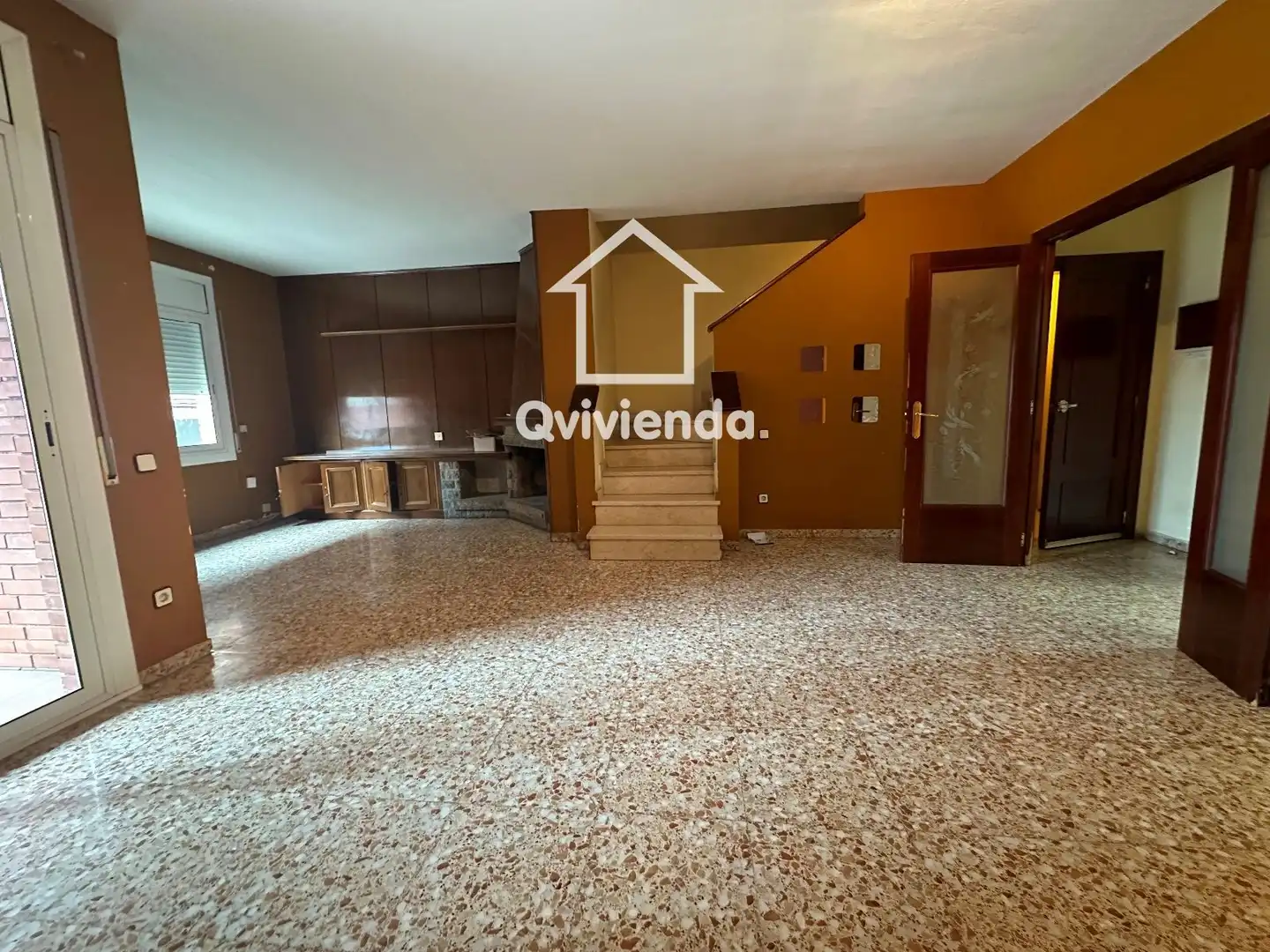 Casa adosada en venta en Santa Perpètua de Mogoda con Trastero