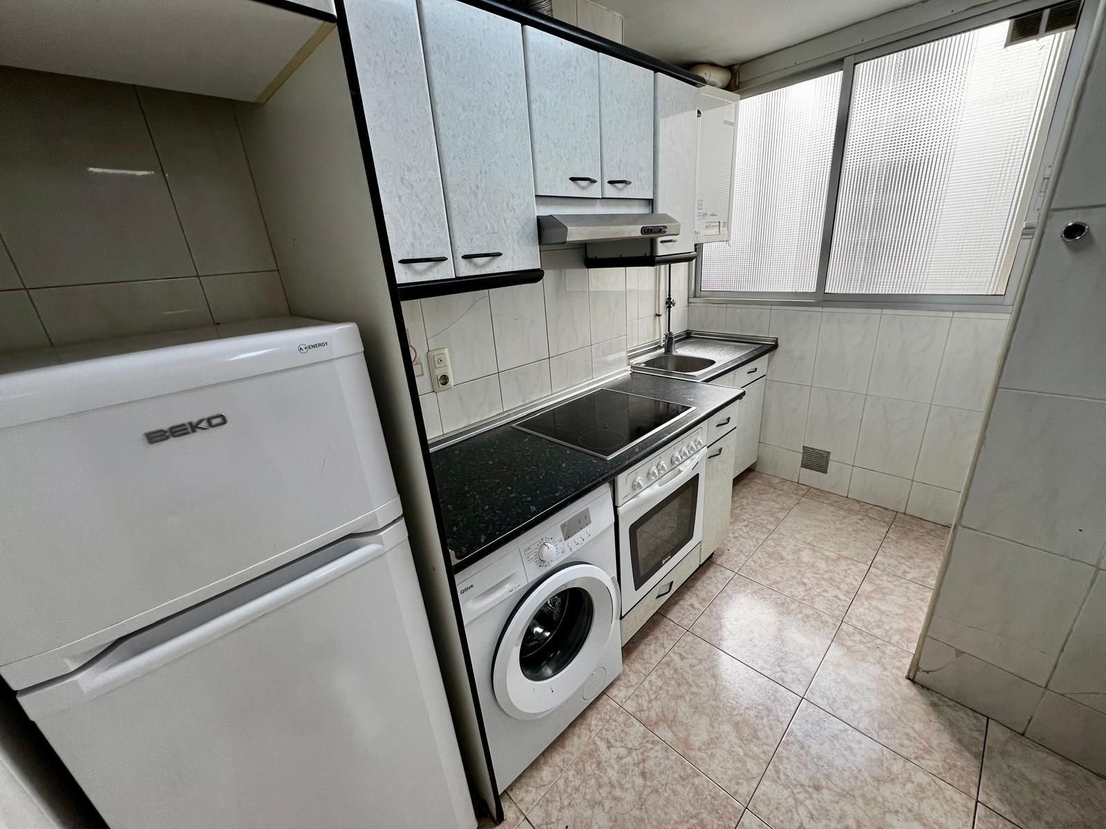 Küche von Wohnung zum Verkauf in  Zaragoza Capital mit Heizung