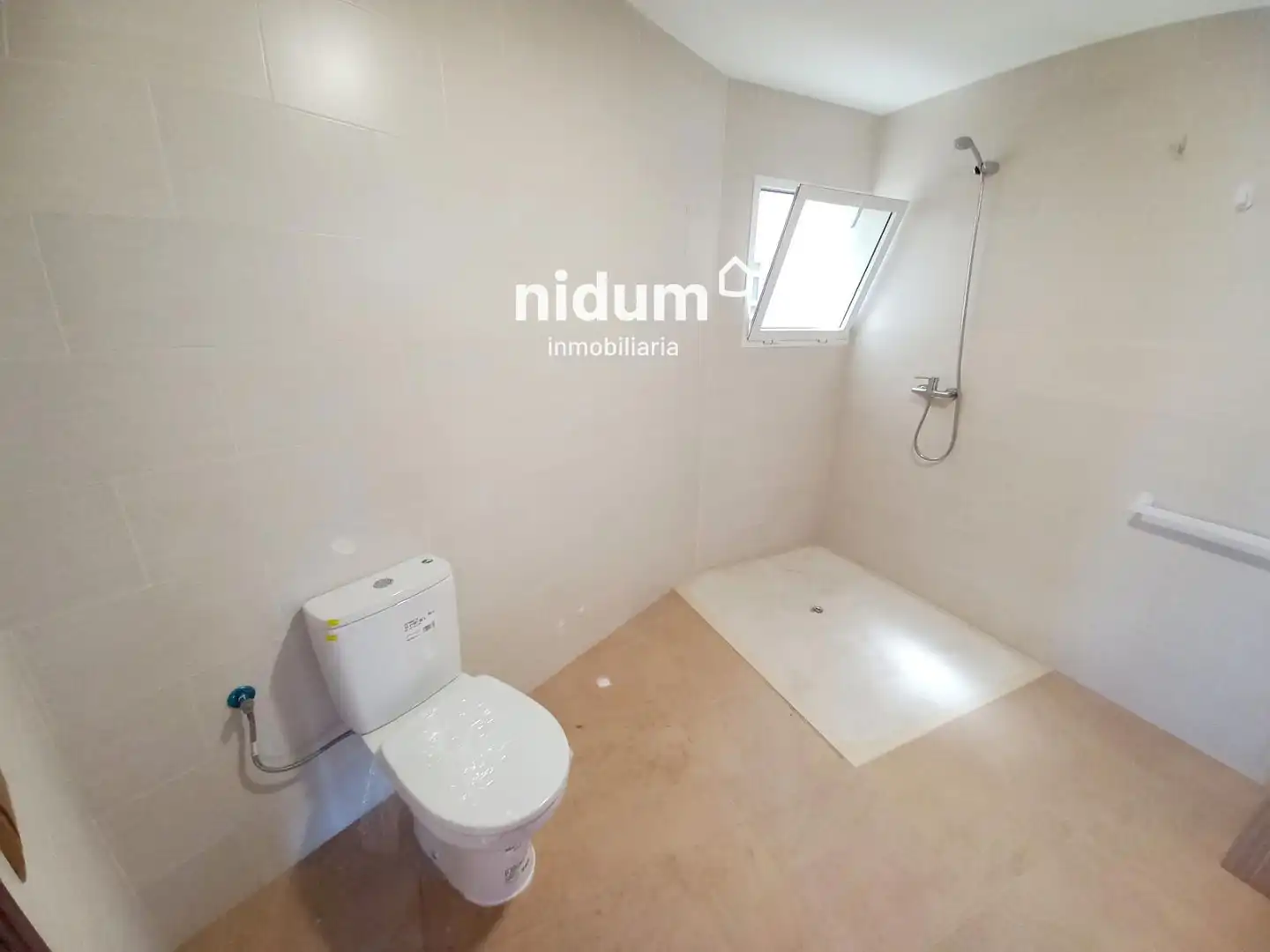 Bathroom of Flat for sale in Canals  with Terrace and Balcony