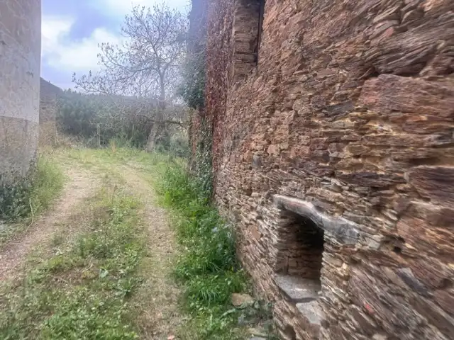 Country homes for sale in Trabada