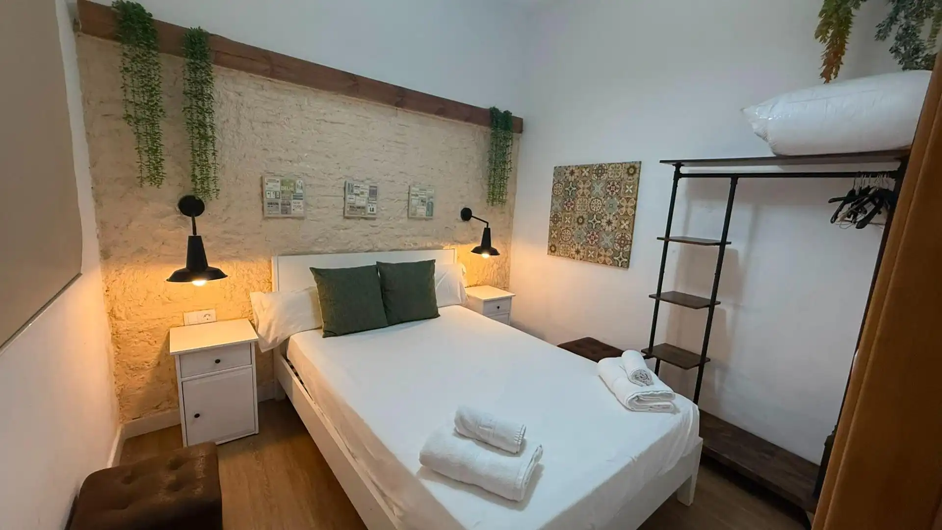 Habitación de Apartamento en venta en Sevilla con Aire acondicionado, Calefacción y Trastero