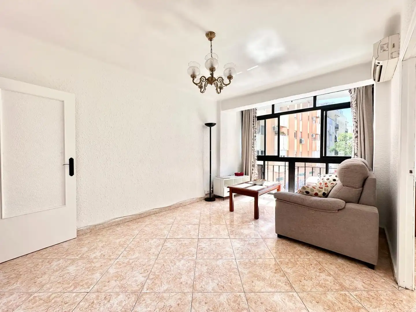 Wohnzimmer von Wohnung zum Verkauf in Málaga mit Balkon