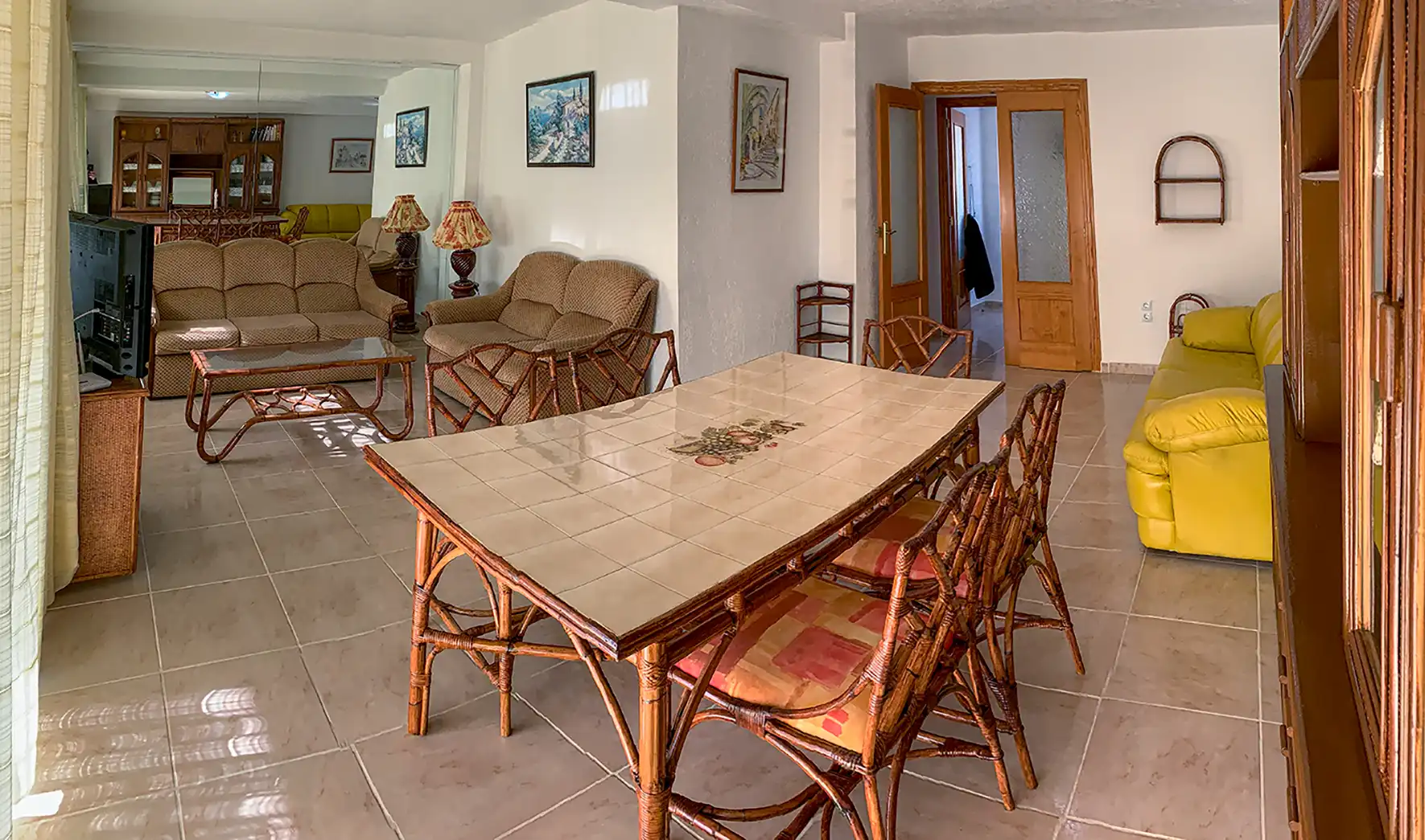 Appartement compact avec piscine à vendre à Avinguda Borrons 45, imagen 2