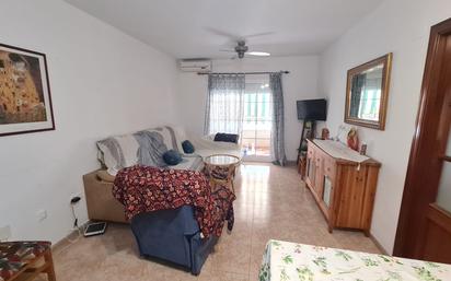 Living room of Flat for sale in Salobreña  with Air Conditioner, Terrace and Furnished