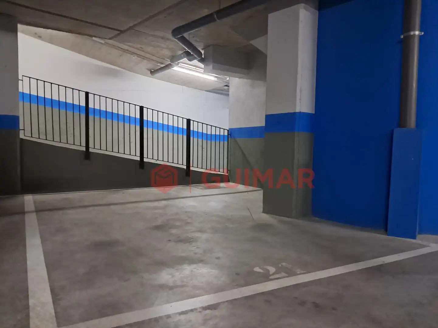 Parkplatz von Wohnung zur Miete in Sant Boi de Llobregat mit Heizung, Privatgarten und Parkett