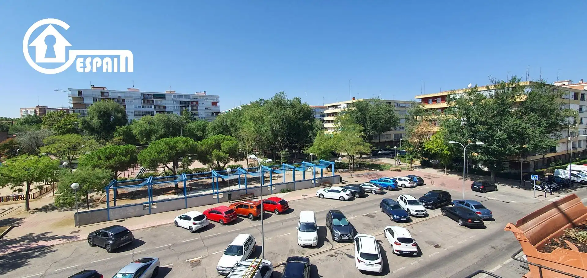 Parking de Piso en venta en Madrid con Calefacción y Parquet