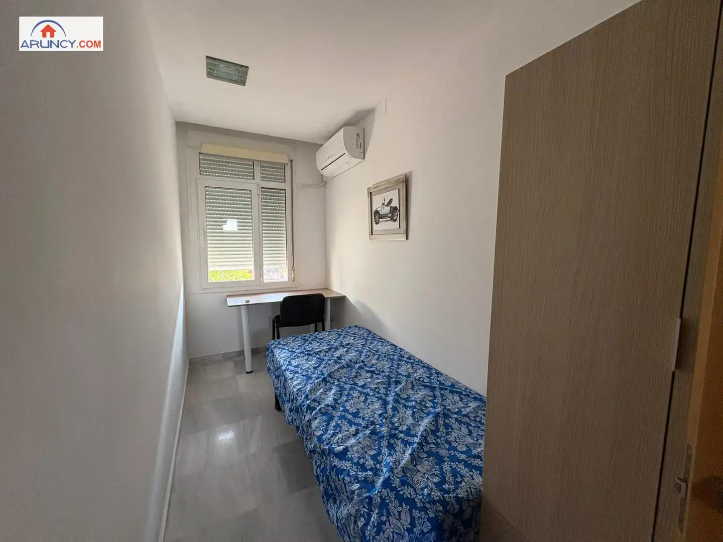 Bedroom of Flat for sale in Sevilla  with Air Conditioner, Terrace and Storage room