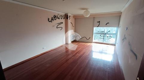 Foto 5 de Piso en venta en Ventiun, Ourense Capital