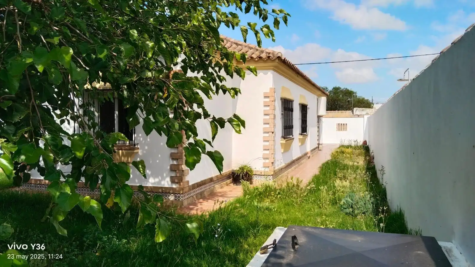 Vista exterior de Casa o chalet en venta en Chiclana de la Frontera con Jardín privado y Piscina comunitaria