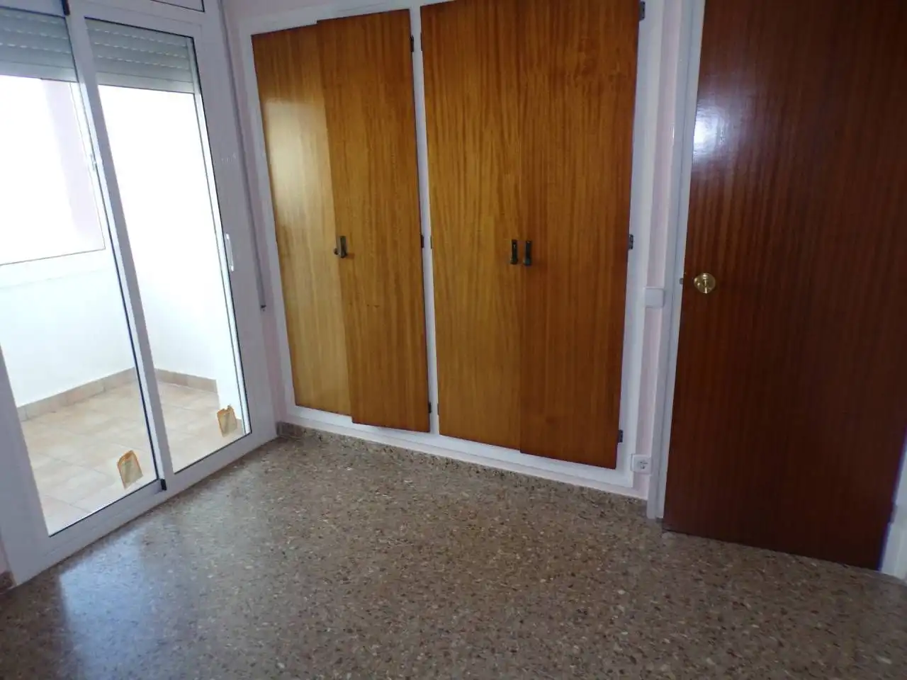 Dormitori de Pis en venda en Figueres amb Balcó