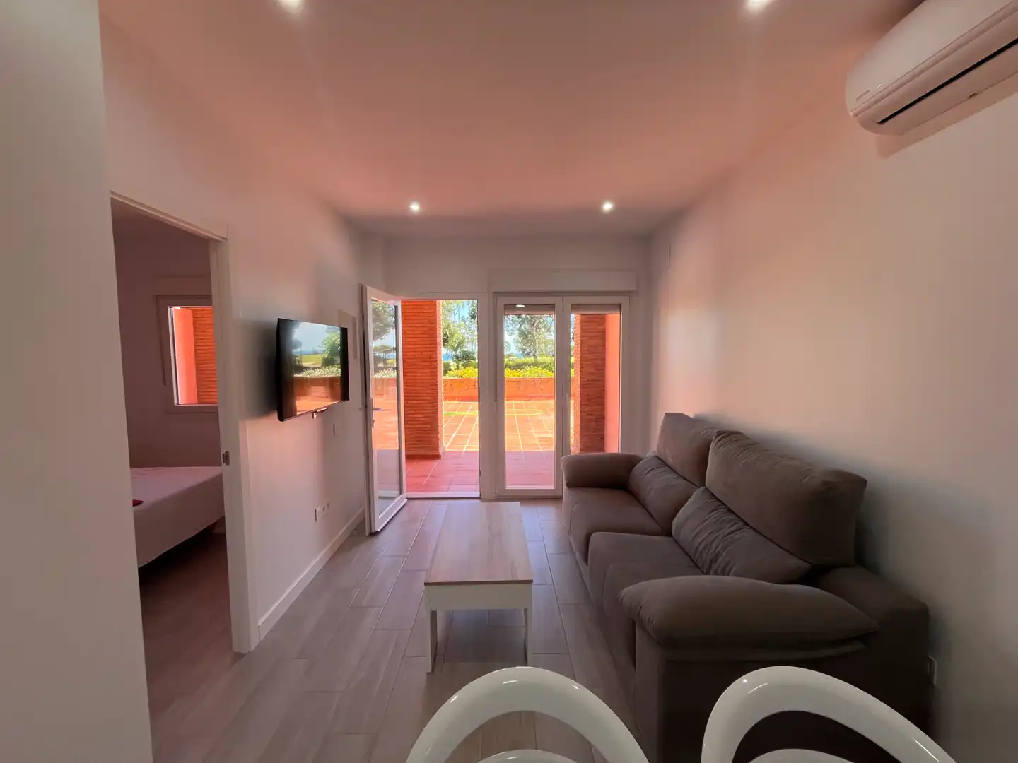 Living room of Flat for sale in Islantilla  with Air Conditioner, Terrace and Furnished