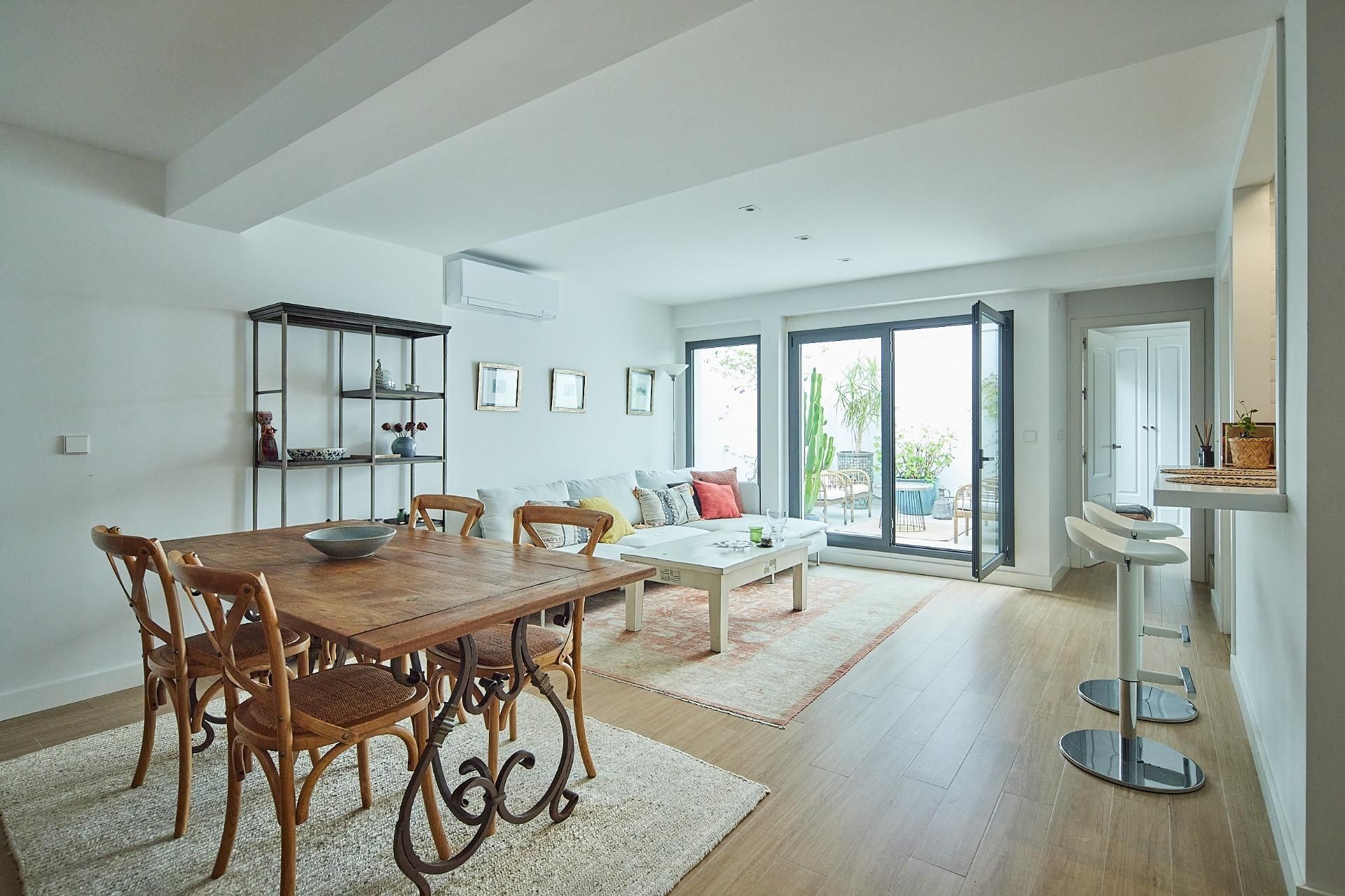 Living room of Flat for sale in  Cádiz Capital  with Air Conditioner, Heating and Terrace