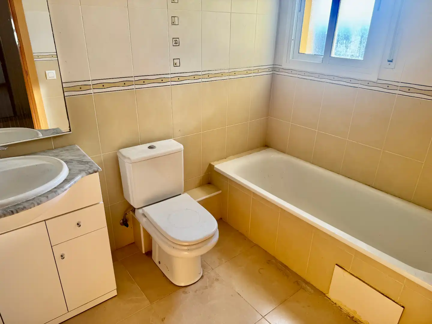 Baño de Casa o chalet en venta en Creixell con Calefacción, Jardín privado y Terraza