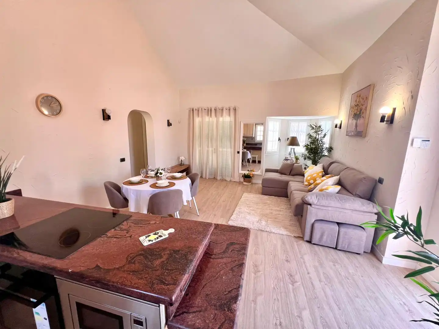 Detached homes for sale in Calle los Prismas, Arico