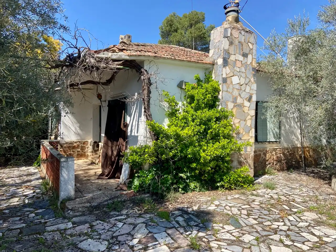 Villa con piscina in vendita a Avenida Yedra