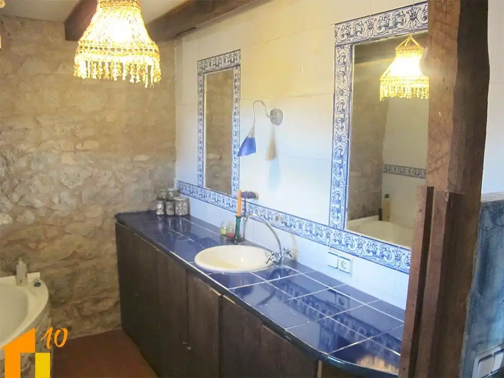 Bathroom of Houses for sale in Revillarruz  with Heating and Storage room