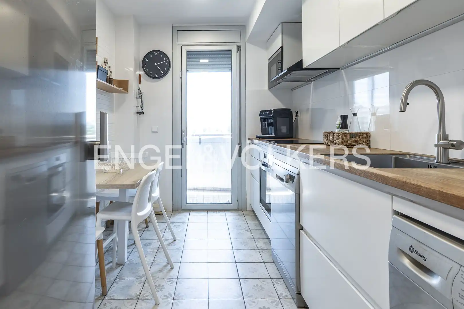 Kitchen of Flat for sale in Sant Adrià de Besòs  with Air Conditioner, Heating and Parquet flooring