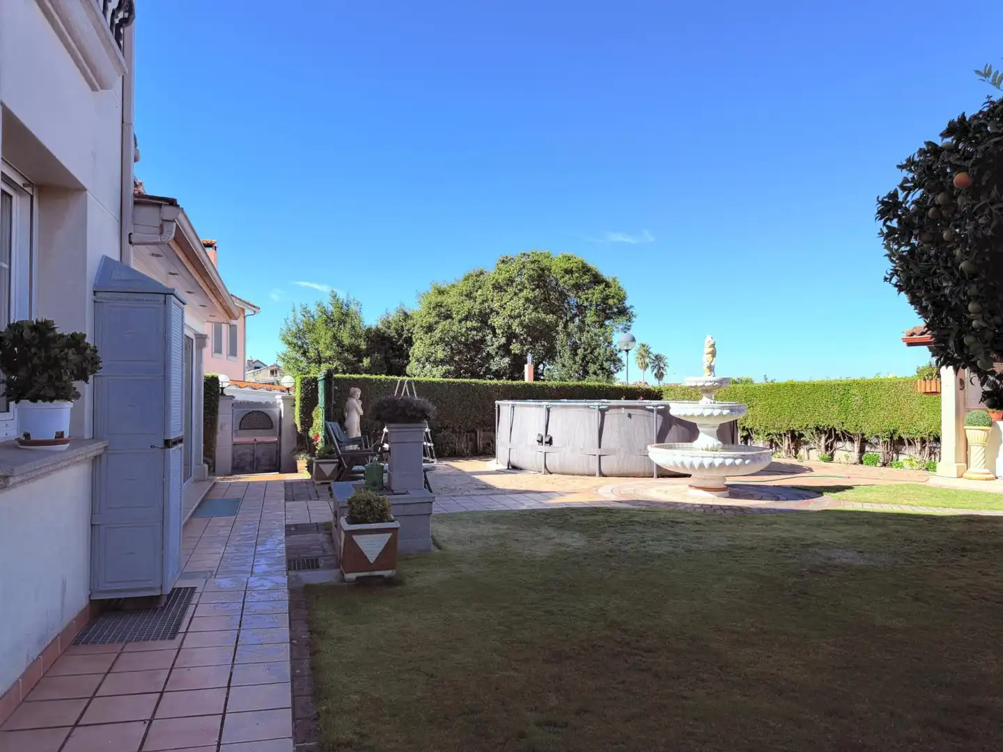 Jardí de Casa o xalet en venda en Oleiros amb Calefacció, Jardí privat i Terrassa