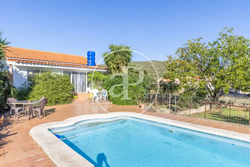 House with balcony for sale in Llombai, imagen 2
