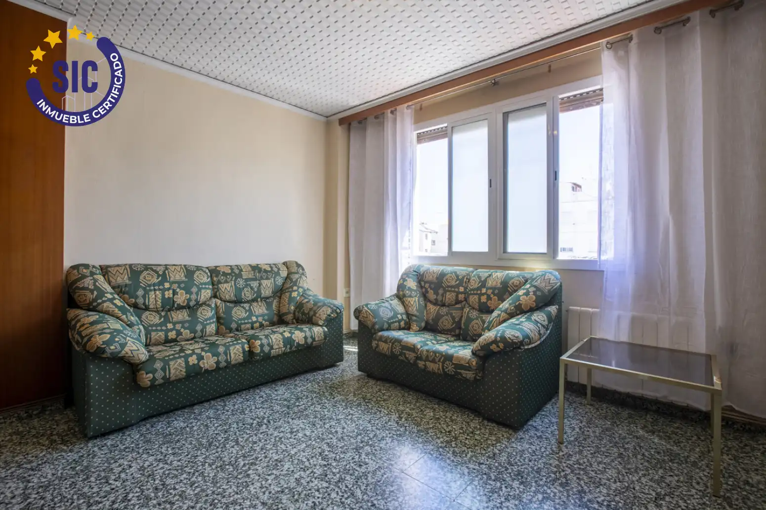 Sala de estar de Piso en venta en Valencia con Calefacción, Trastero y Balcón