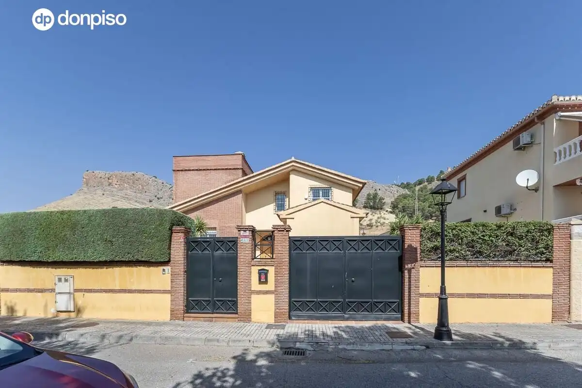 Detached house with pool for sale in Calle Olivo, imagen 32