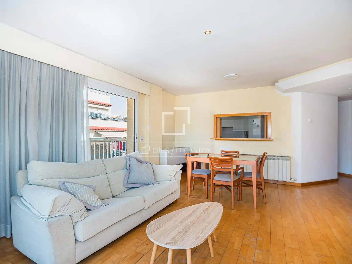 Exterior view of Flat for sale in Sant Cugat del Vallès  with Air Conditioner, Heating and Terrace