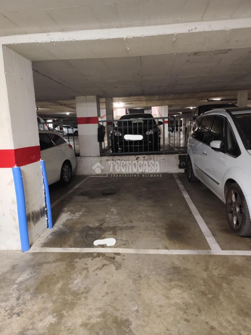 Aparcament de Garatge de lloguer en  Sevilla Capital