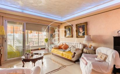 Living room of Flat for sale in Torrent  with Heating and Balcony