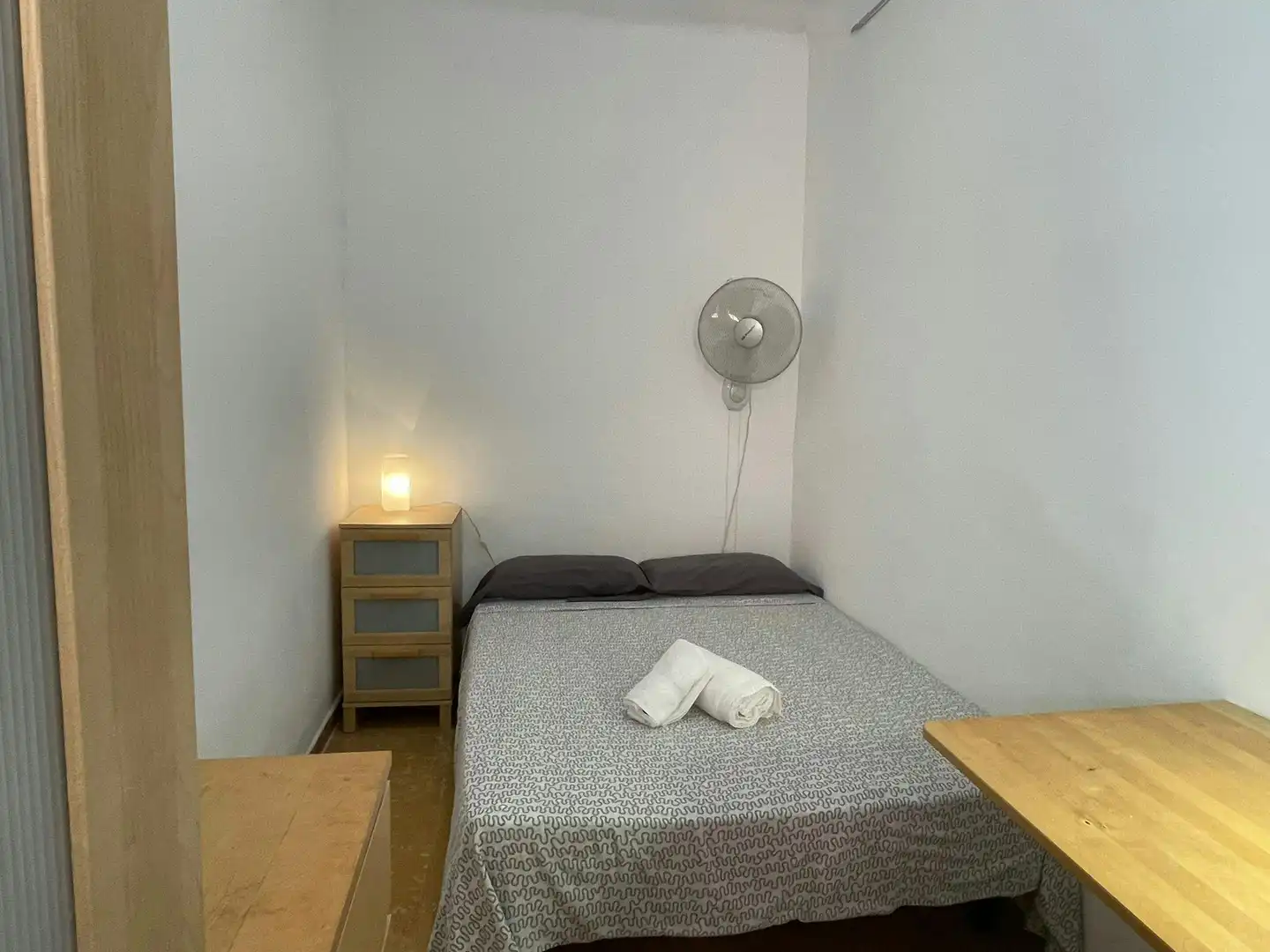 Bedroom of Flat for share in Barcelona  with Heating, Furnished and Washing machine