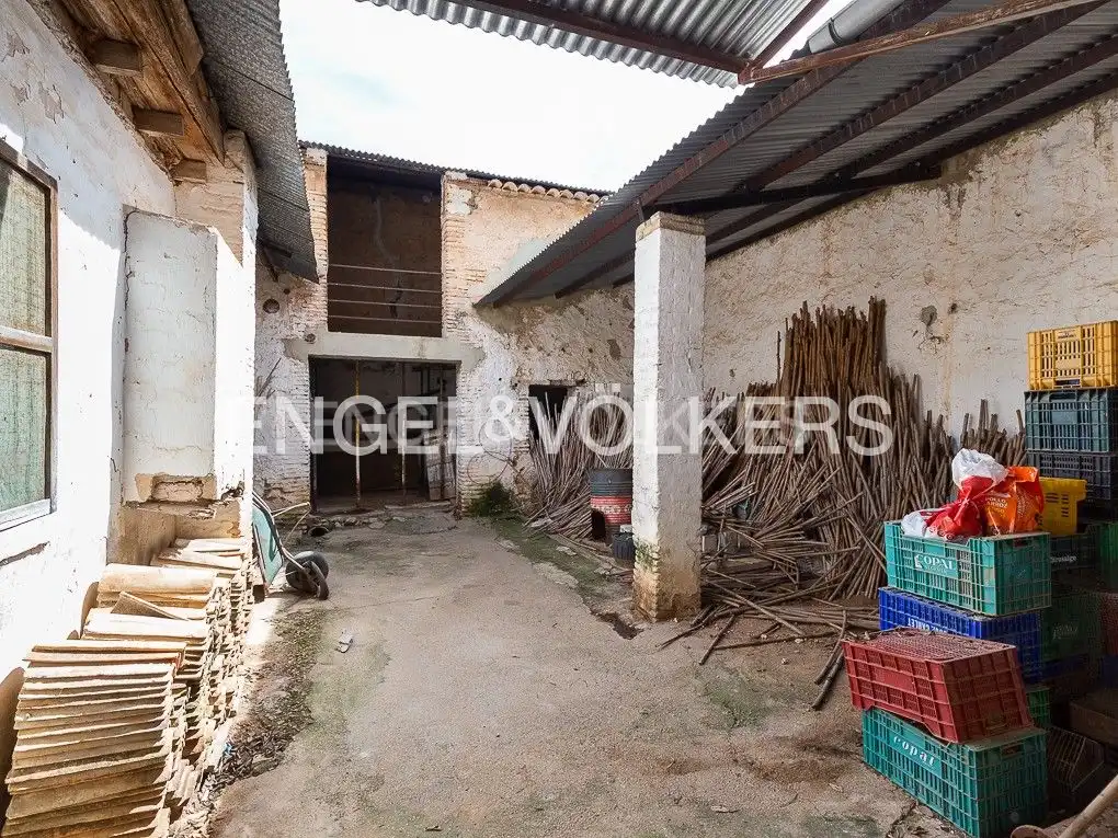 Vista exterior de Finca rústica en venda en Alzira amb Calefacció, Terrassa i Piscina