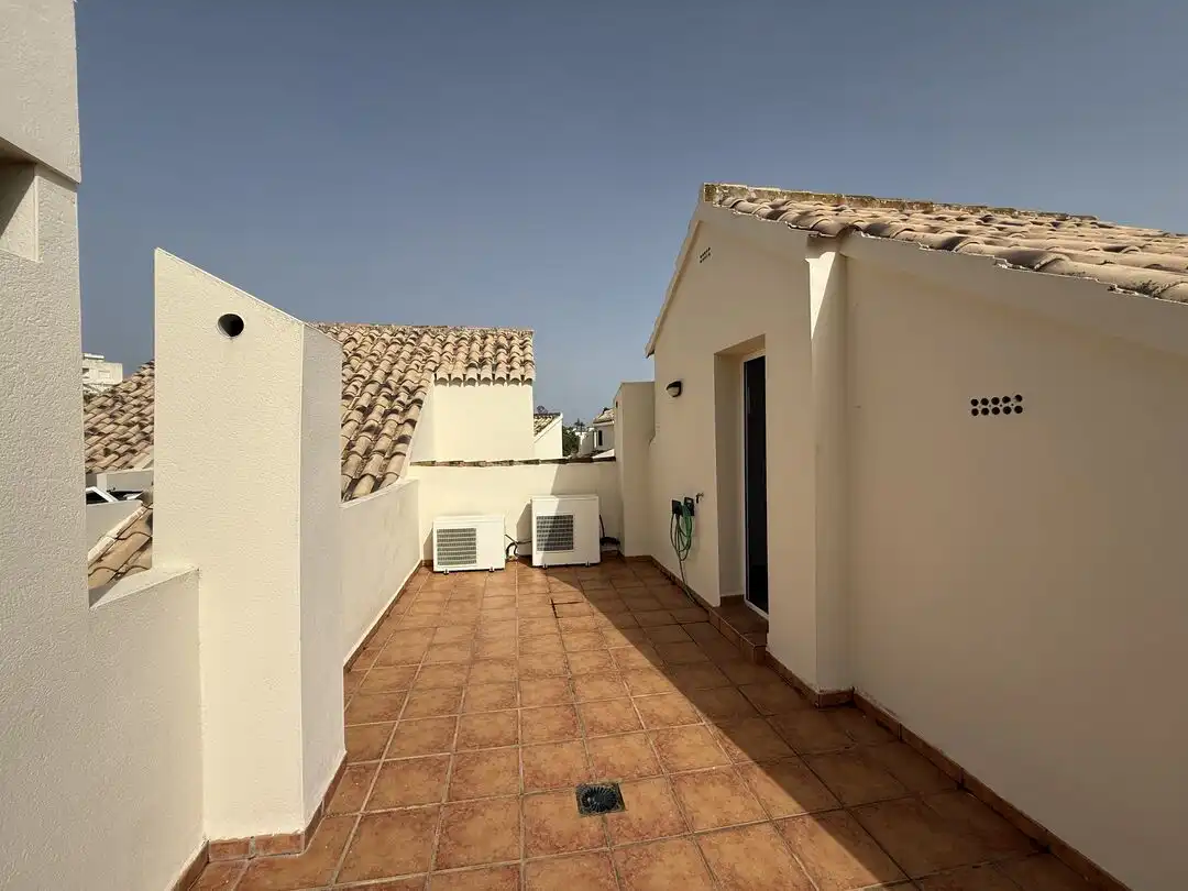 Terraza de Casa adosada en venta en Marbella con Jardín privado, Terraza y Trastero
