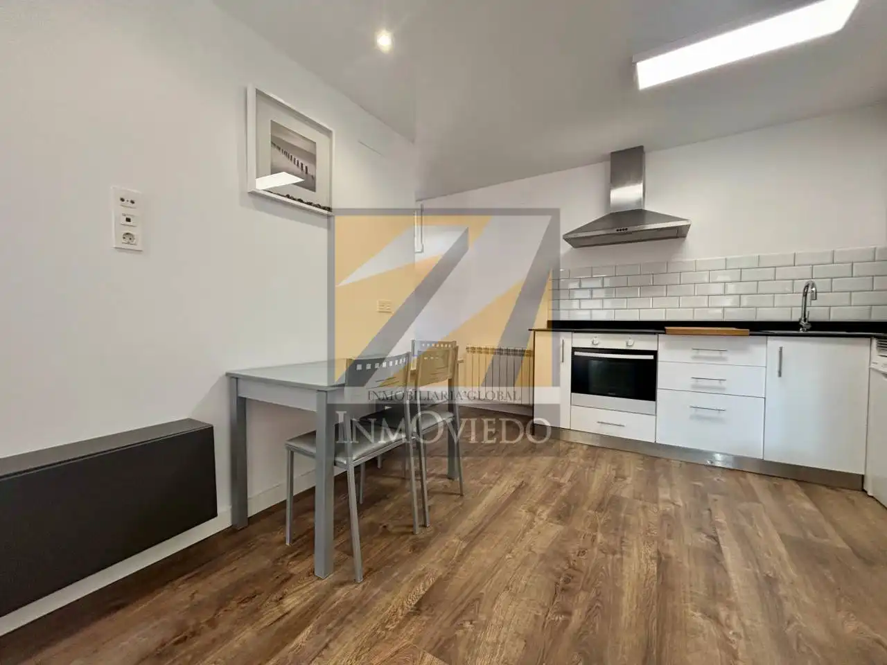 Piso en venta en Calle Ramón y Cajal, La Villa - Bazuelo