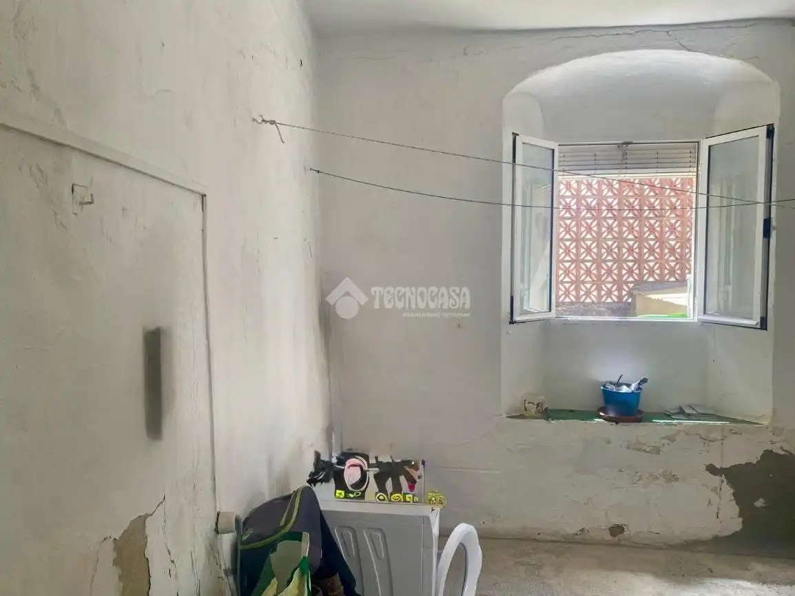 Detached homes for sale in Jimena de la Frontera  with Storage room