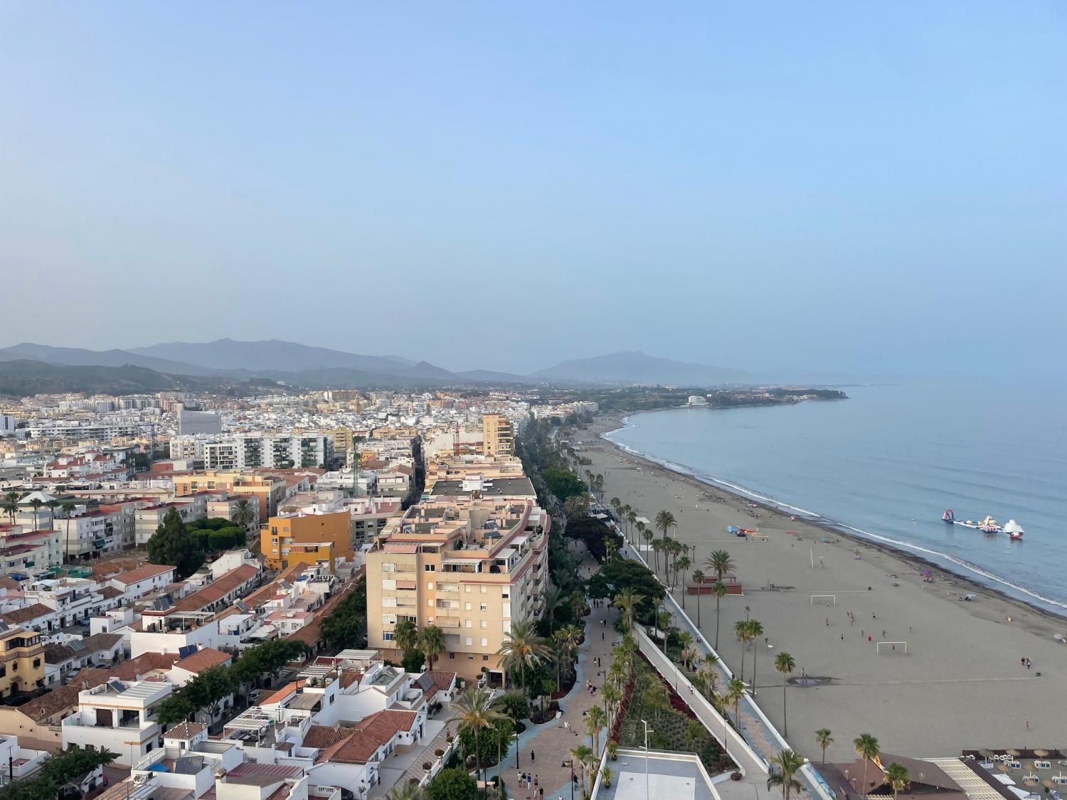 Exterior view of Flat for sale in Estepona  with Terrace, Storage room and Swimming Pool