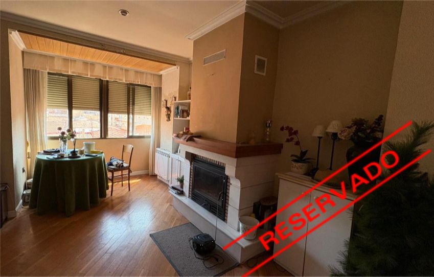 Sala d'estar de Pis en venda en Elda amb Aire condicionat, Calefacció i Parquet