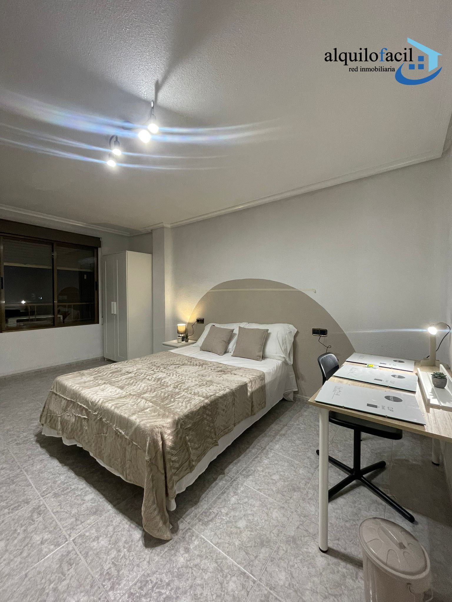 Habitación de Piso para compartir en  Murcia Capital con Amueblado, Horno y Lavadora